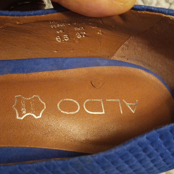 Aldo Blue snakeskin Pumps - Picture 6 of 7